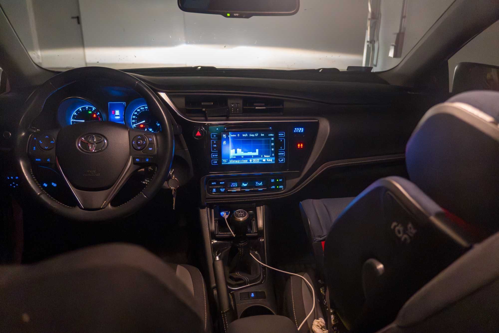 Toyota Auris 1,6 Premium II Benzyna + LPG