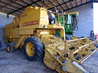 Kombajn zbożowy New Holland 80 40