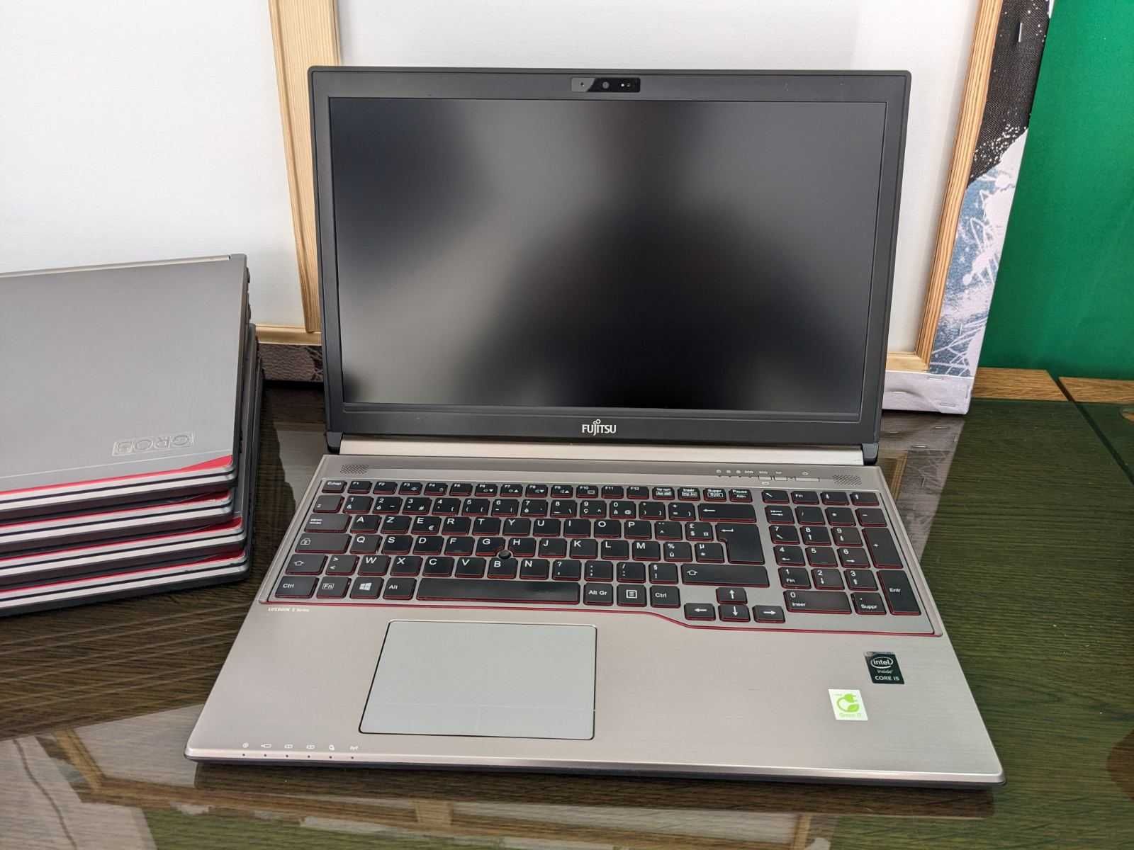 Гарні ноутбуки Fujitsu LIFEBOOK E754 - в наяності 6 ноутбуків