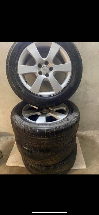 Продам колеса з хорошою літньою резиною на Santa fe 2