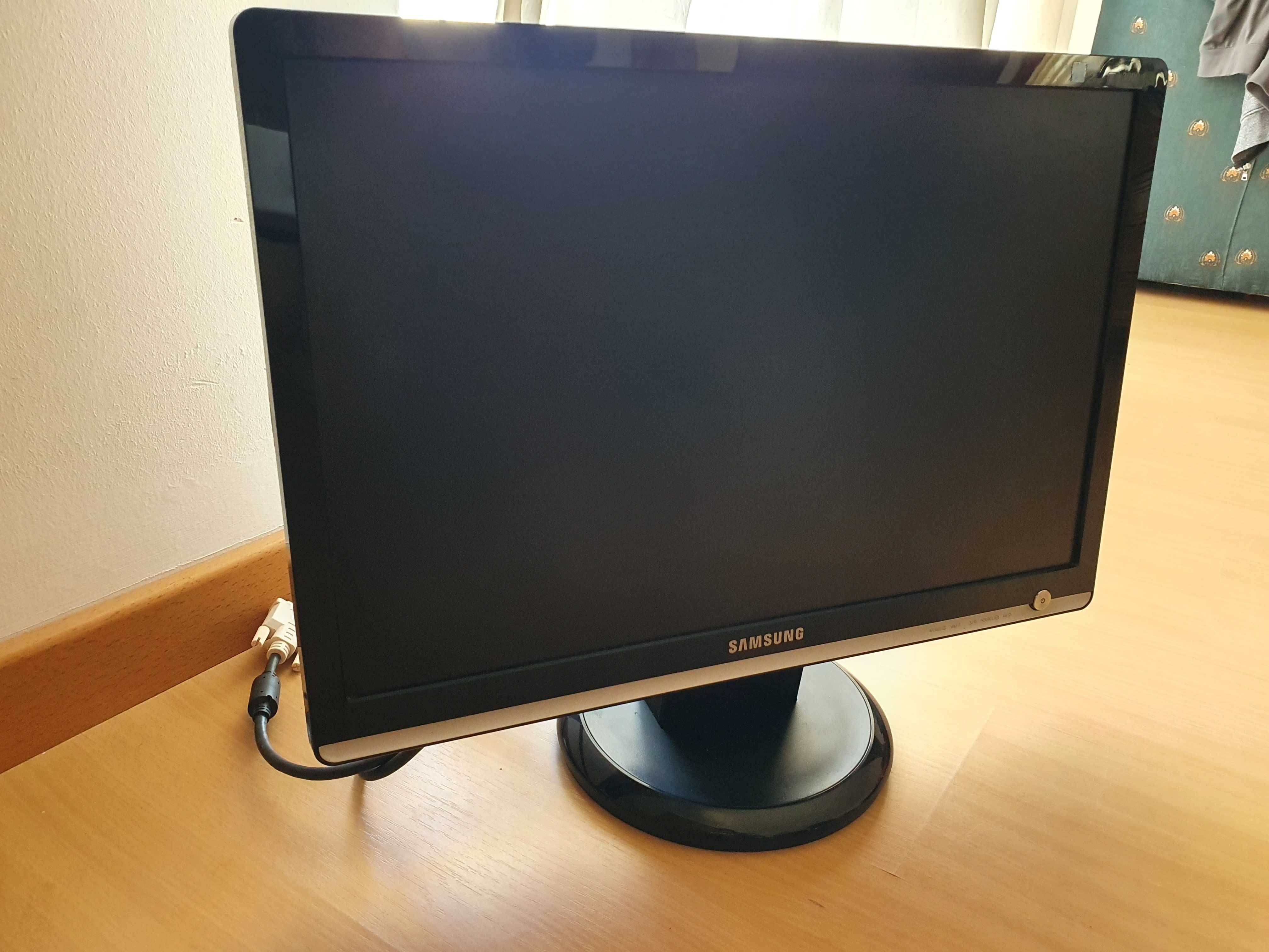 Monitor Sansung 226BW