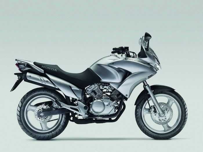 Felga Tył Tylna  Tarcza Hamulcowa Honda Varadero 125 JC32 JC49 07-12