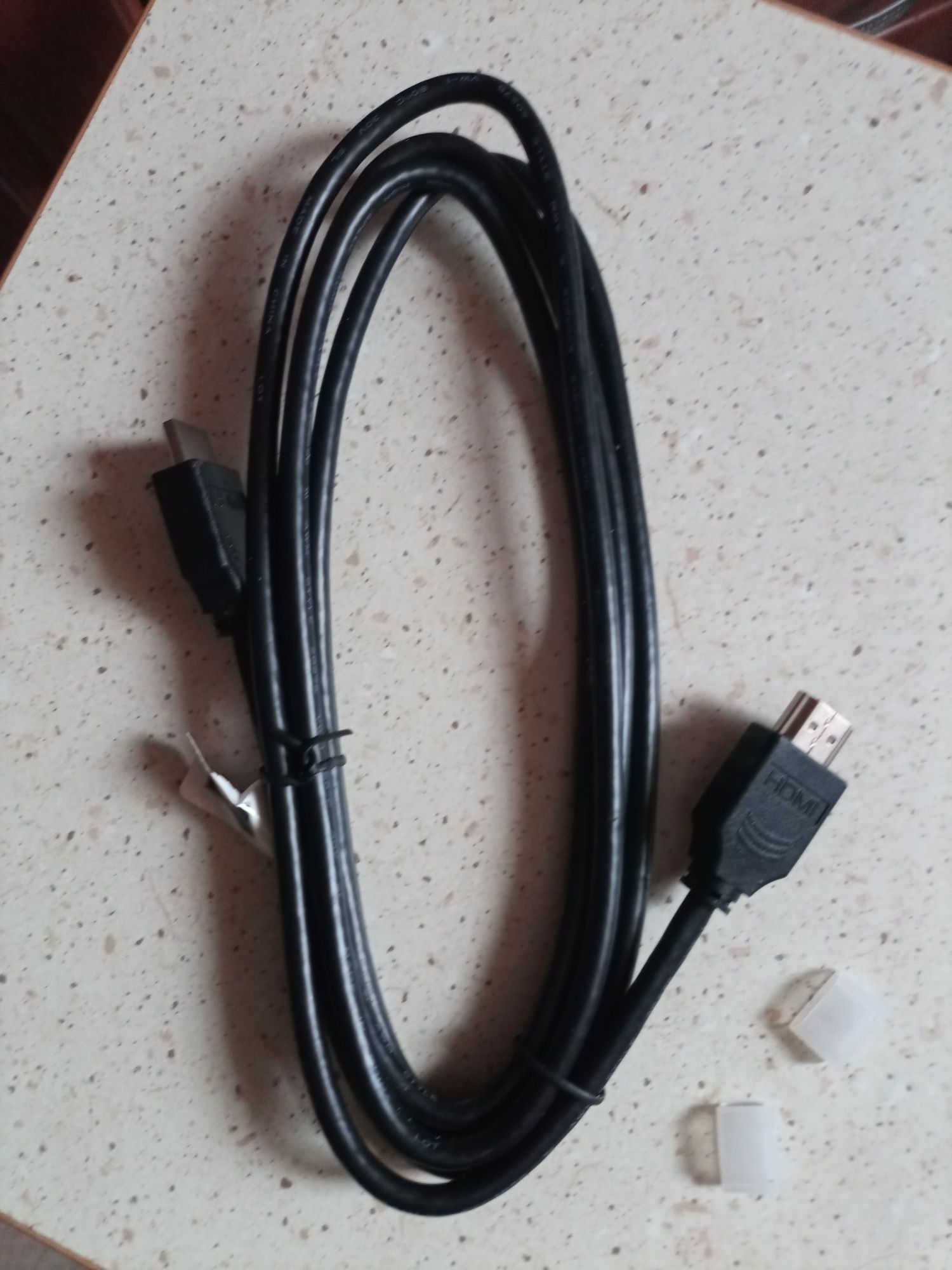 Nowy kabel, przewód HDMI. Długość 207cm.
