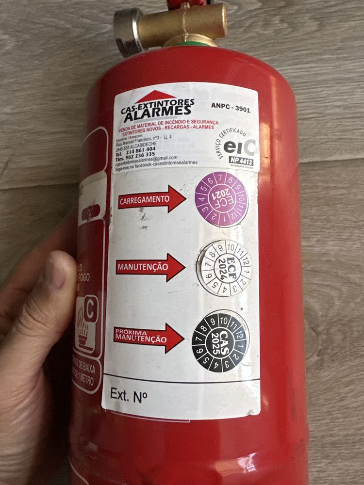 Extintor de incêndio 2Kg Pó ABC