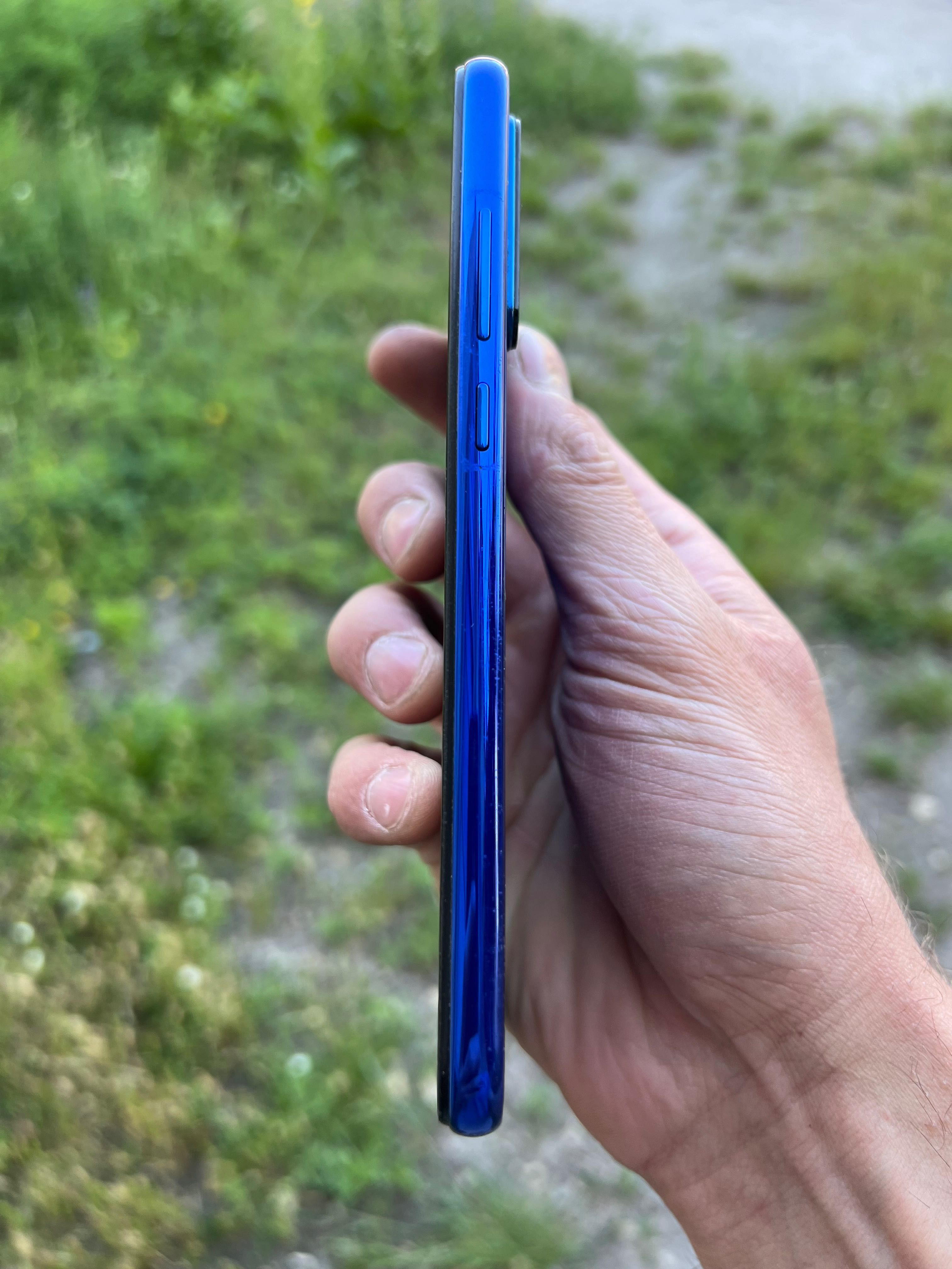 Redmi note 8 T 4/64 NFC + наушники + блок питания + кабель + 128гб.