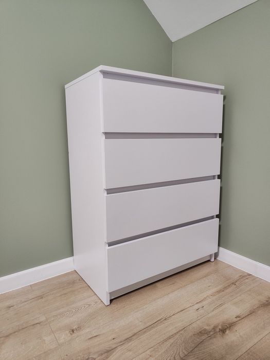 Komoda z szufladami biała