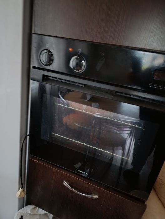 Духовка електрична арістон