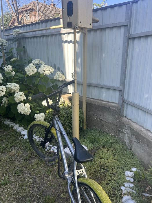 трюковий велосипед BMX