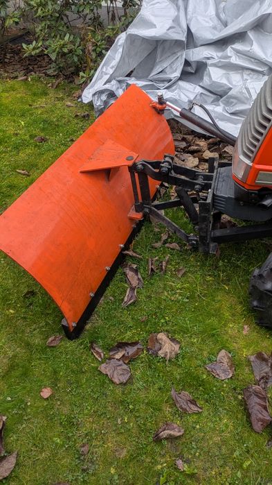 Pług z hydraulika do traktorka Kubota iseki itd.