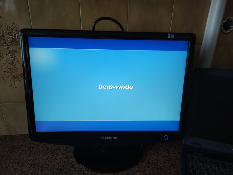 Monitor para computador PC portátil casa quarto apartamento vivenda.