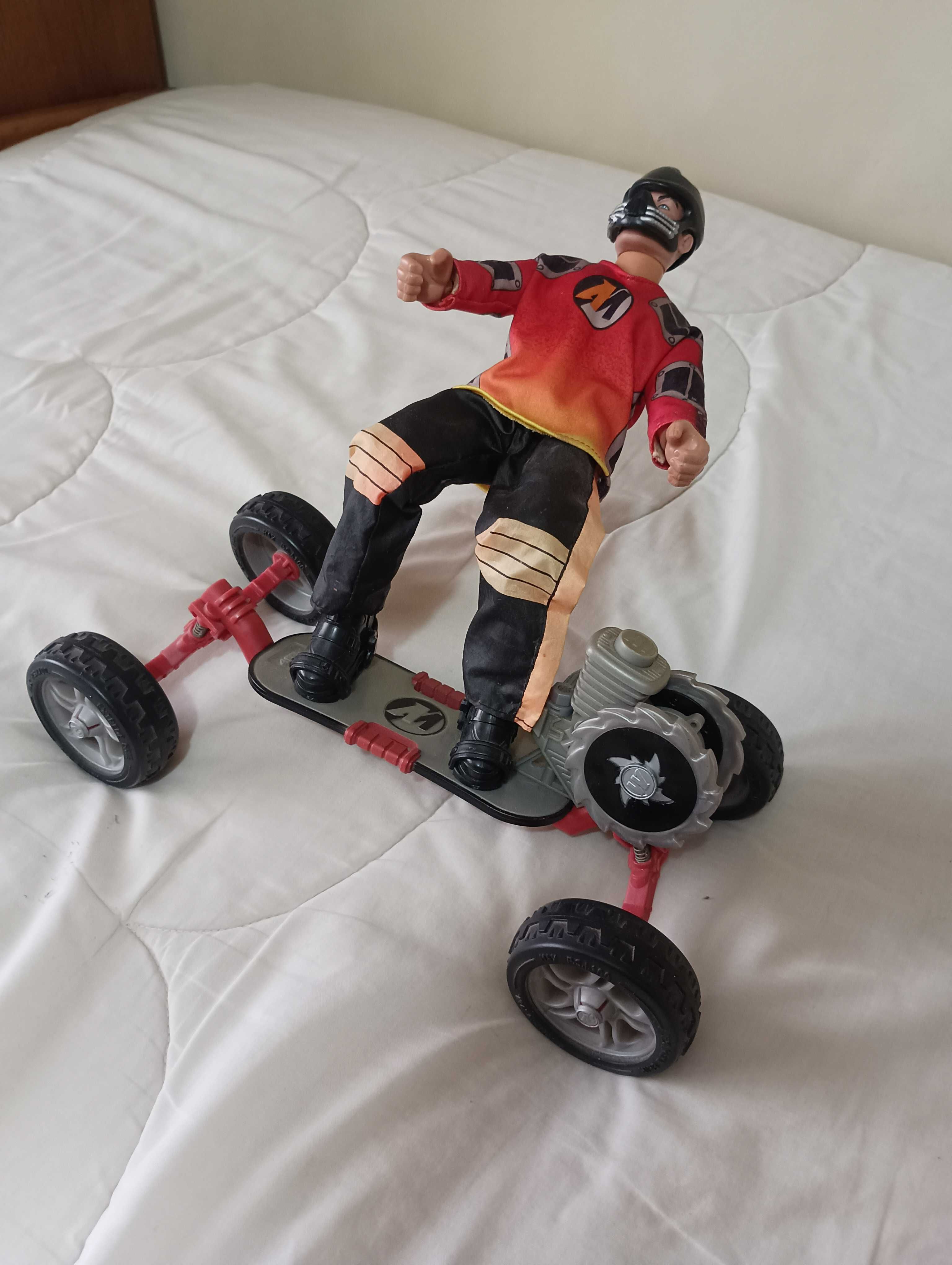 Action Man Skateboard - Brinquedo Criança