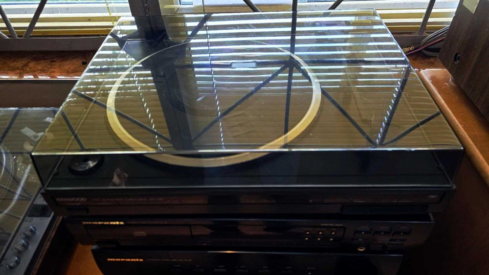 Gramofon Kenwood KD-48f prawie nowy.