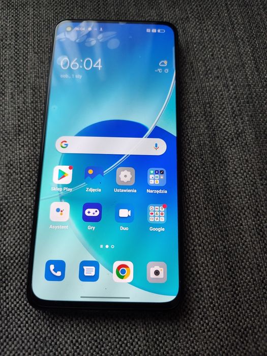 Telefon OPPO Reno6 5G stan igła