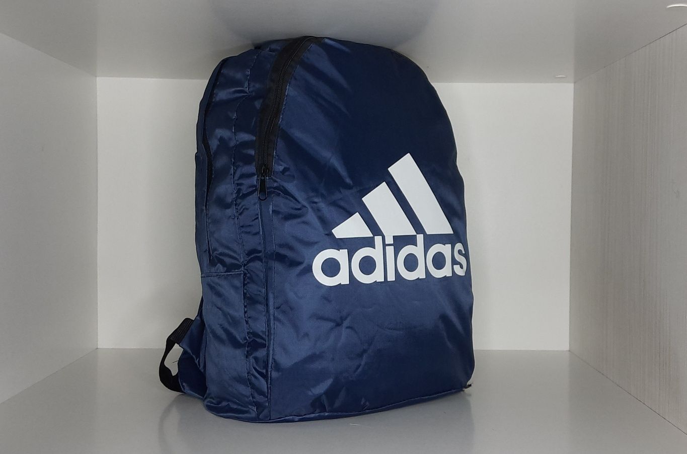 Рюкзак спортивный Adidas цвет синий. Новый.