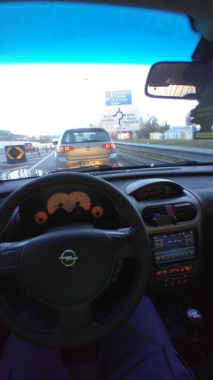 Opel corsa c 1.7dti