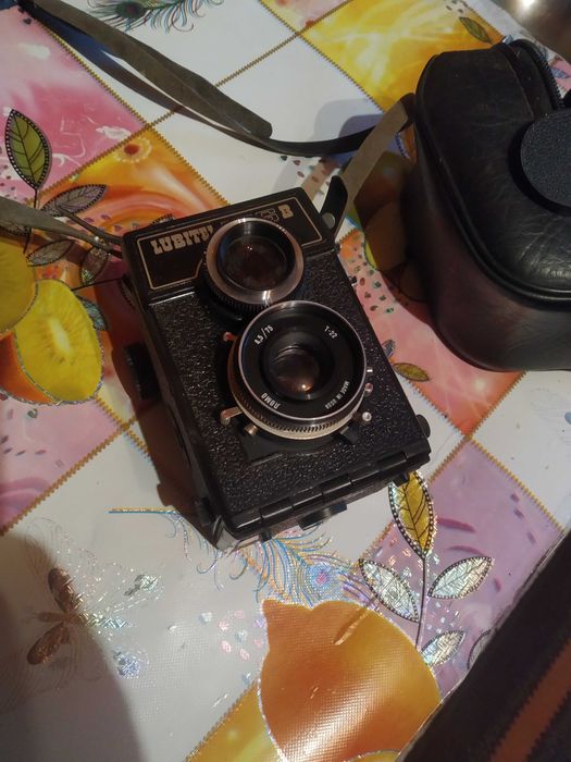 Фотоапарат "Любітєль" 166 в Ломо