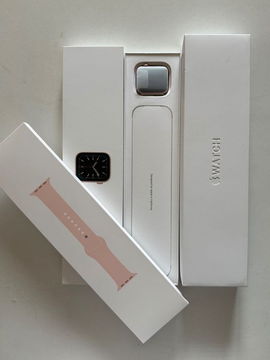 Apple Watch 6 - 40mm NOVO