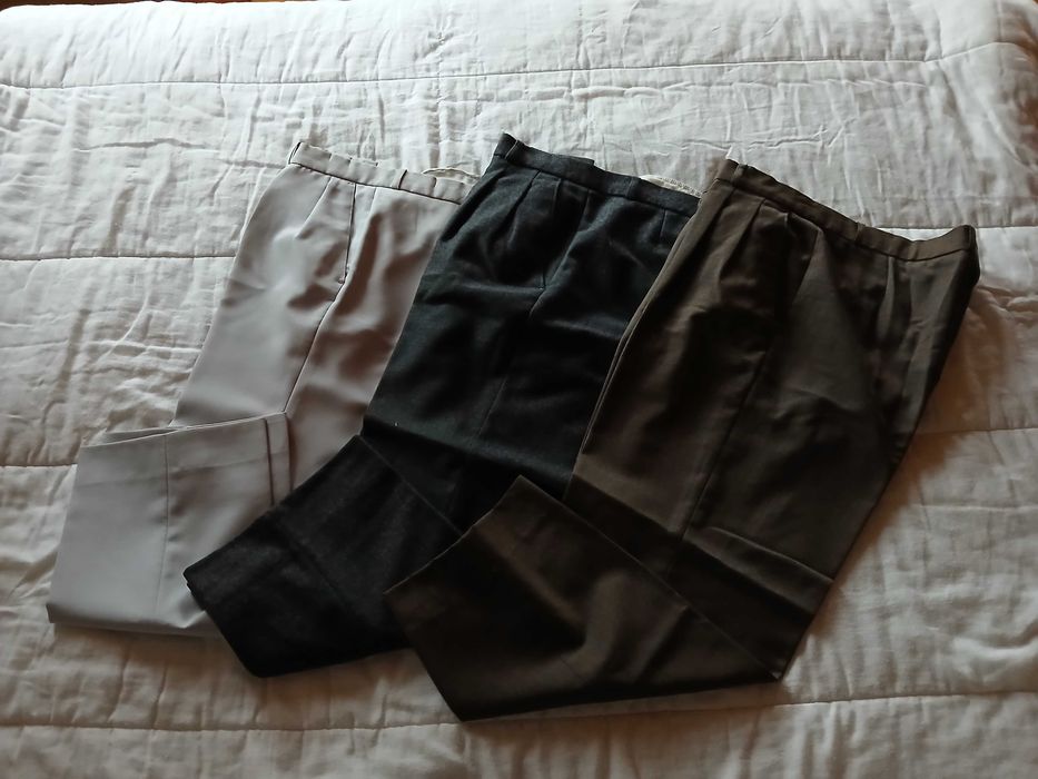 Roupa de Homem em bom estado.