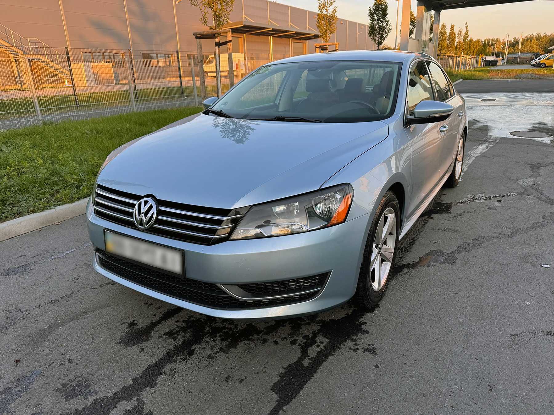 VW PASSAT NMS 2.5 USA. SE-кожа, климат. R17