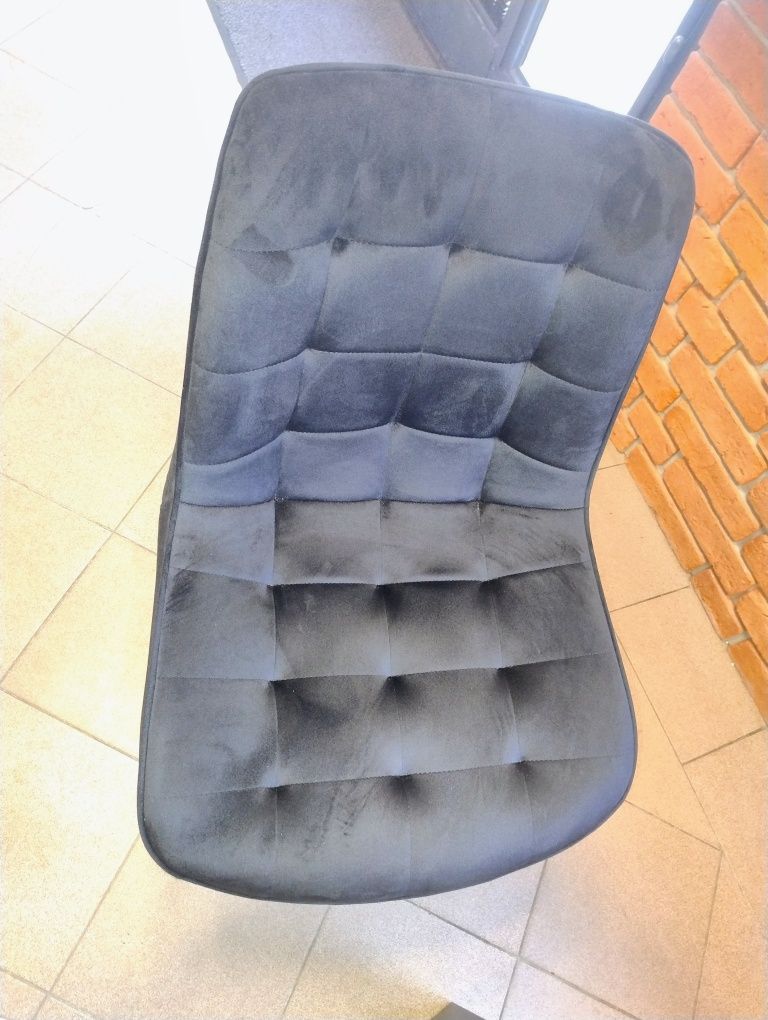 Stół rozkładany z krzesłami loft