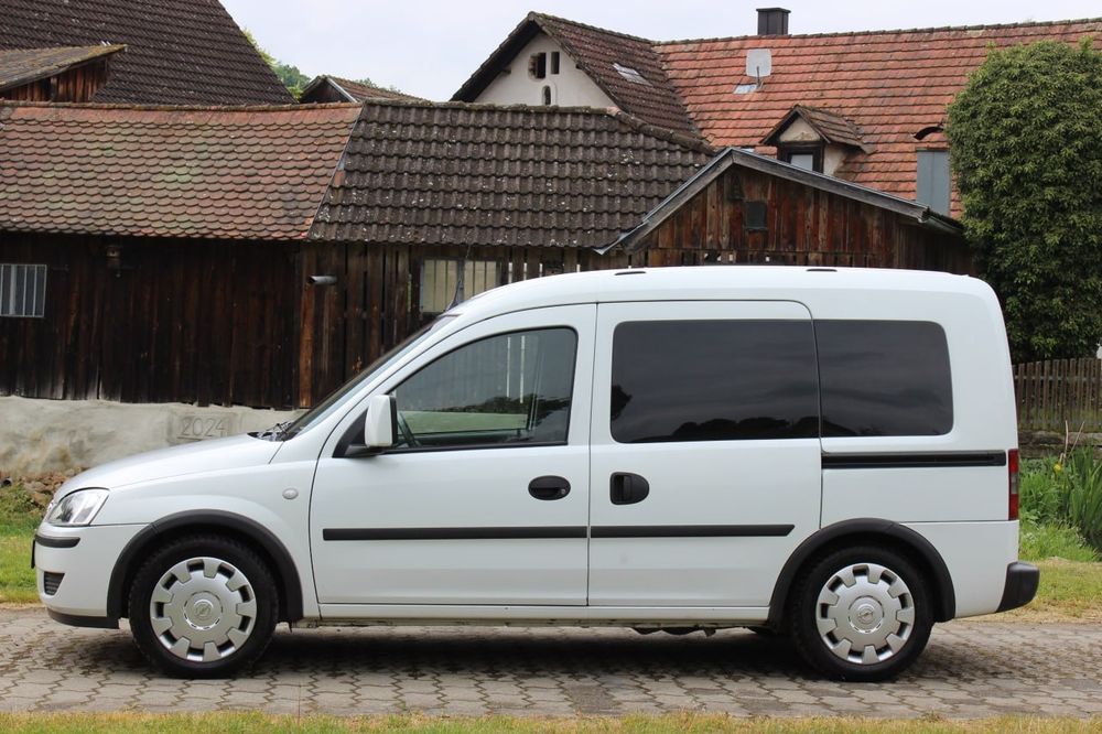 Запчастини розборка Opel Combo Corsa запчасті розборка опель комбо