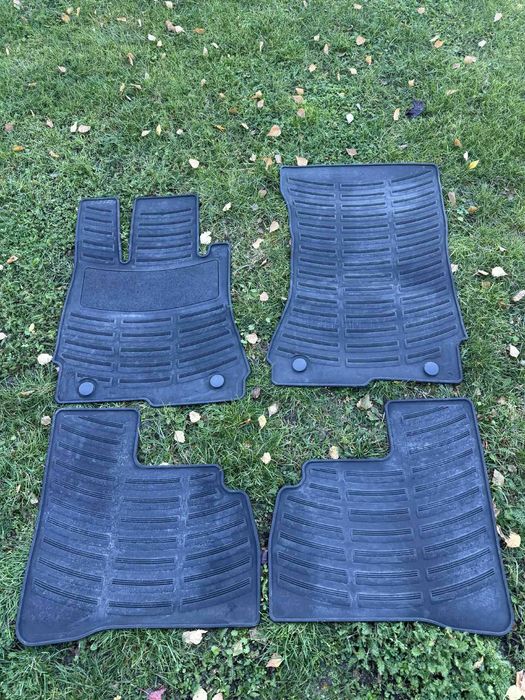 Dywaniki gumowe Mercedes Benz S Klasa W221