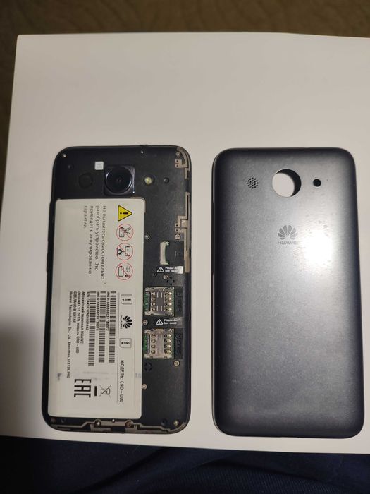 Сенсорний телефон Huawei CRO-U00