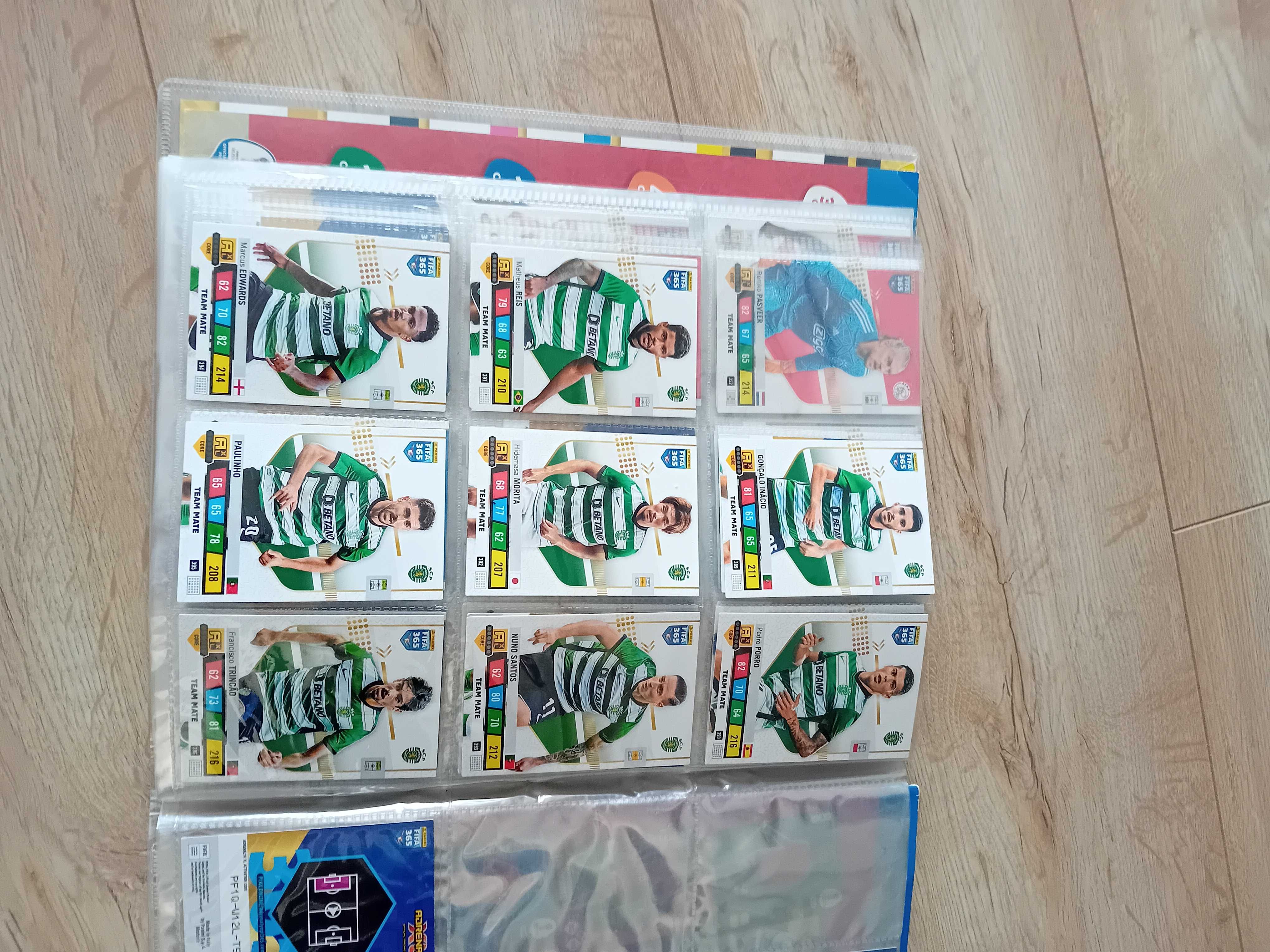 Karty Piłkarskie 3 prawie pełne albumy z 3 kolekcji widocznych na zdj.