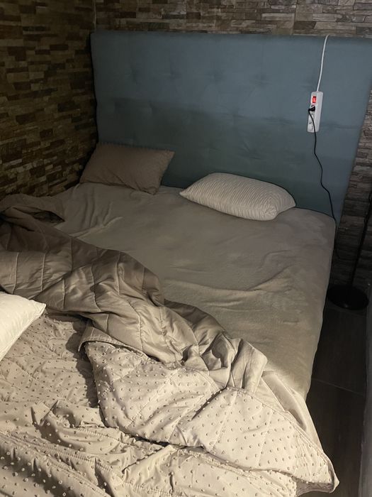 Vendo Cama de Casal