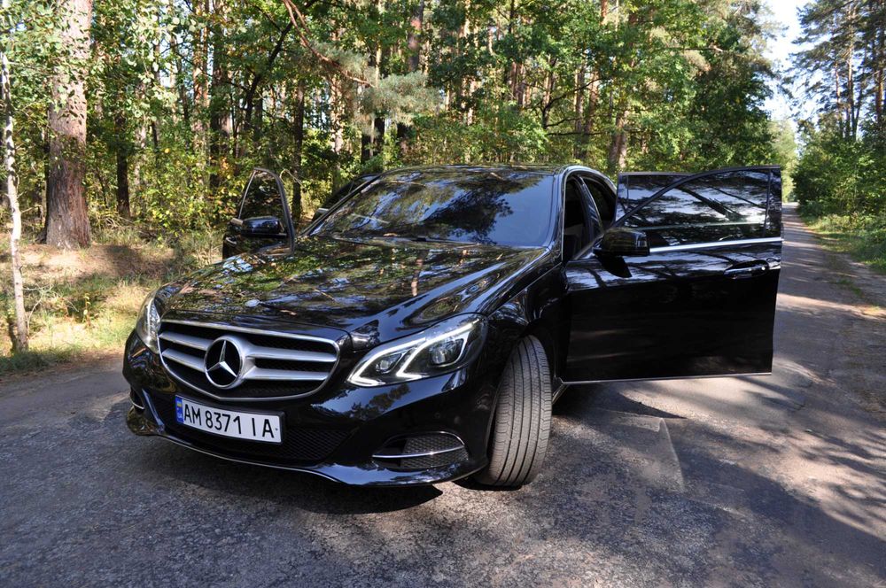 Mercedes-Benz E-Class W212 E220