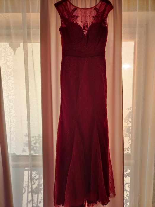 Bordowa suknia r. 38/40