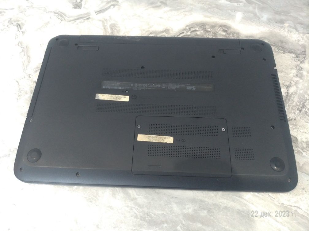 Ноутбук HP 15 F211WM, з сенсорним екраном