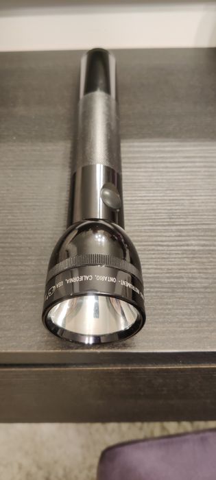 Latarka maglite  3D LED