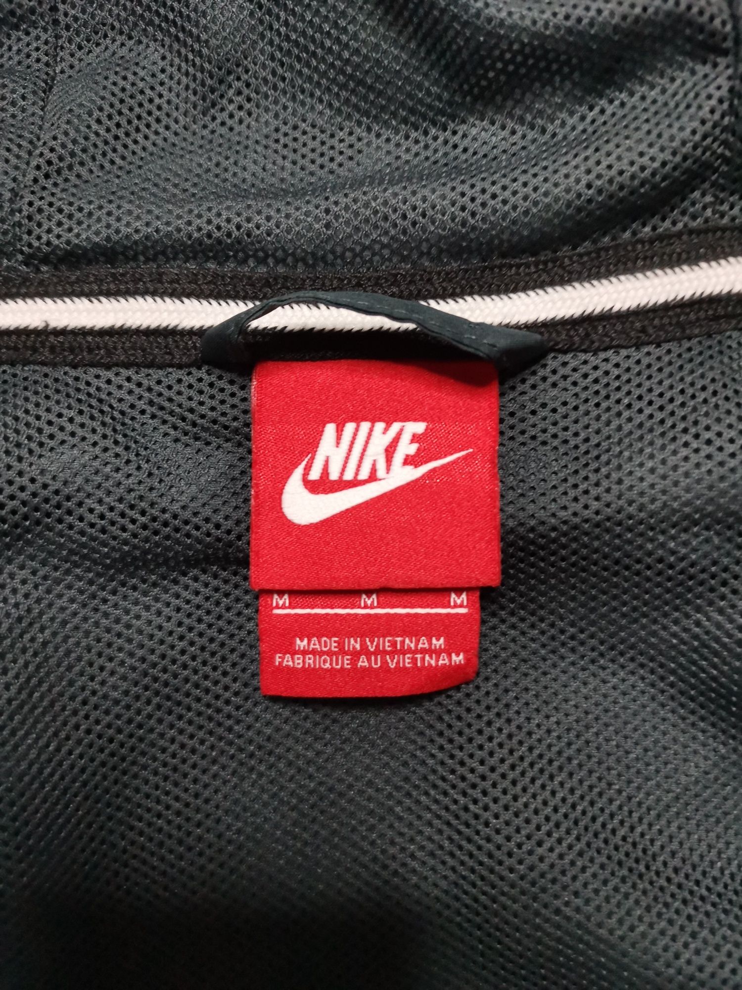 Kurtka Nike rozmiar M