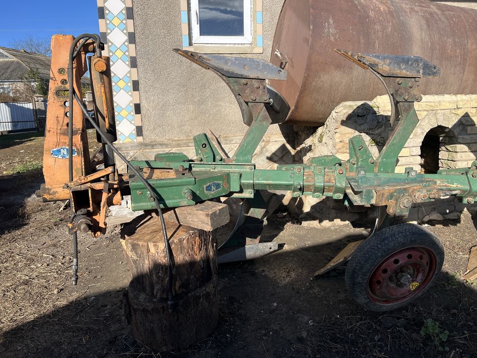 Плуг французький 3-корпусний Fenet