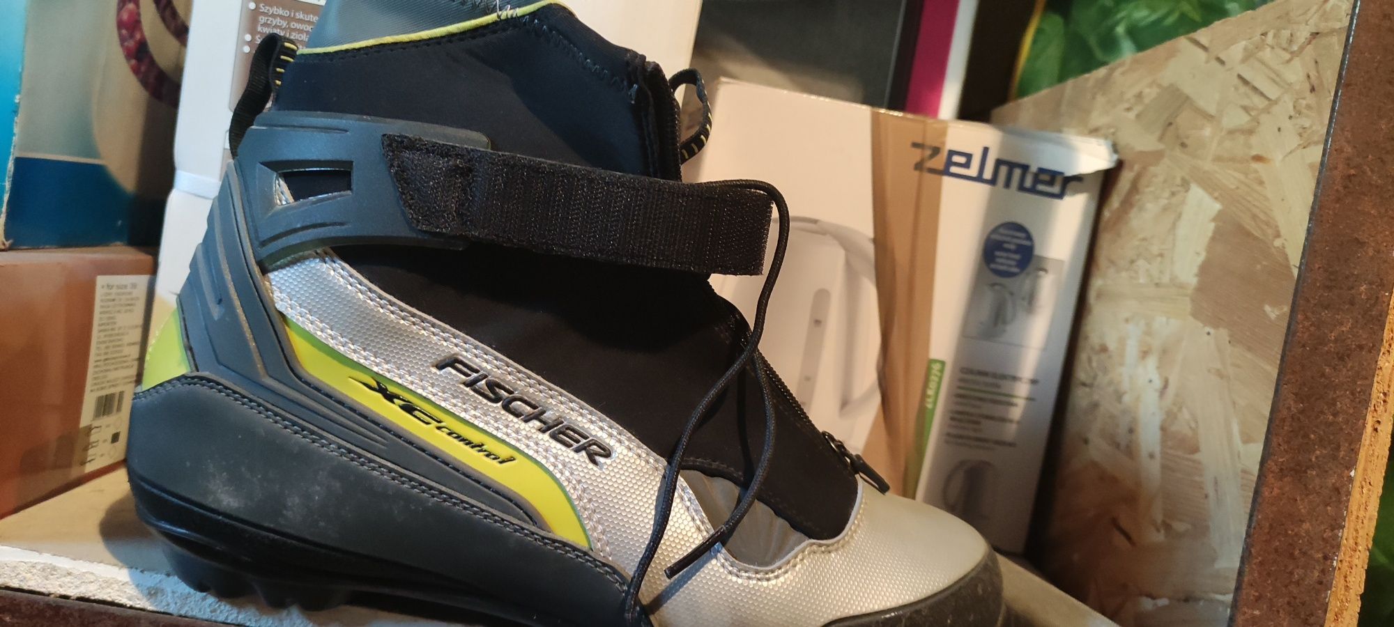 Nowe narty biegowe Fischer z butami tej samej firmy
