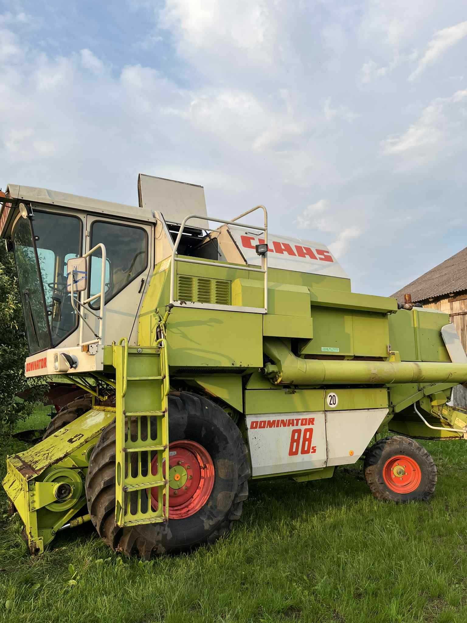 Kombajn Class Dominator 88s