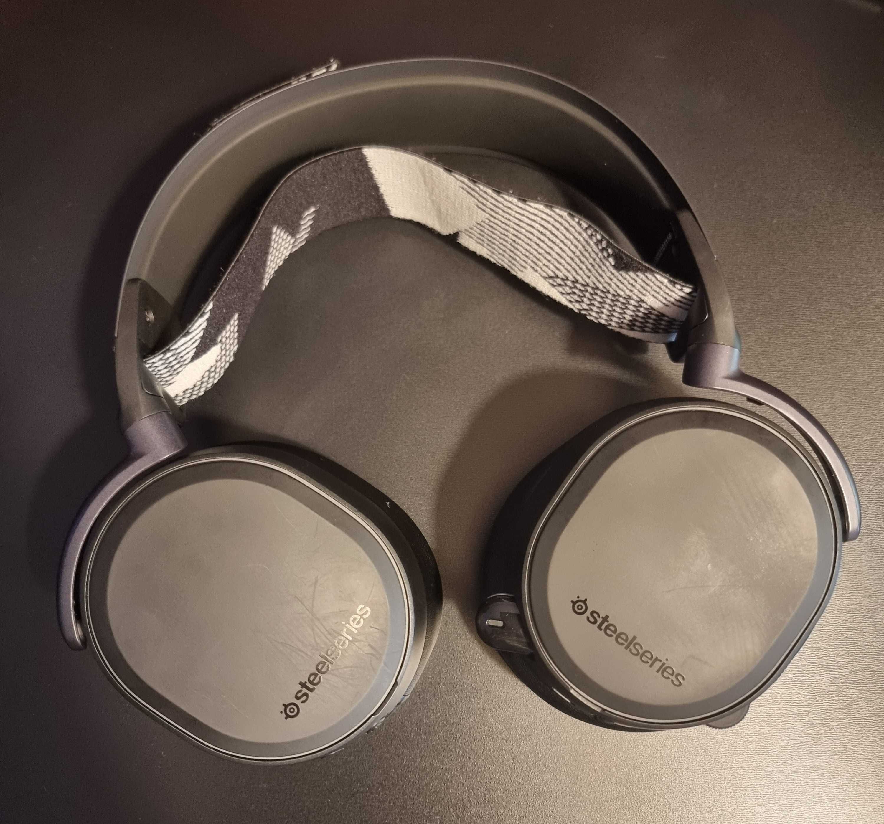SteelSeries Arctis Pro Wireless – 3 Baterias (1 nova) + Caixa