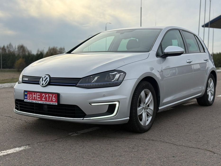 Volkswagen e-Golf 2015