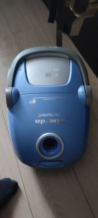 Продам пылесосы рабочие