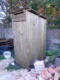 WC na budowę, drewniany wychodek na budowę