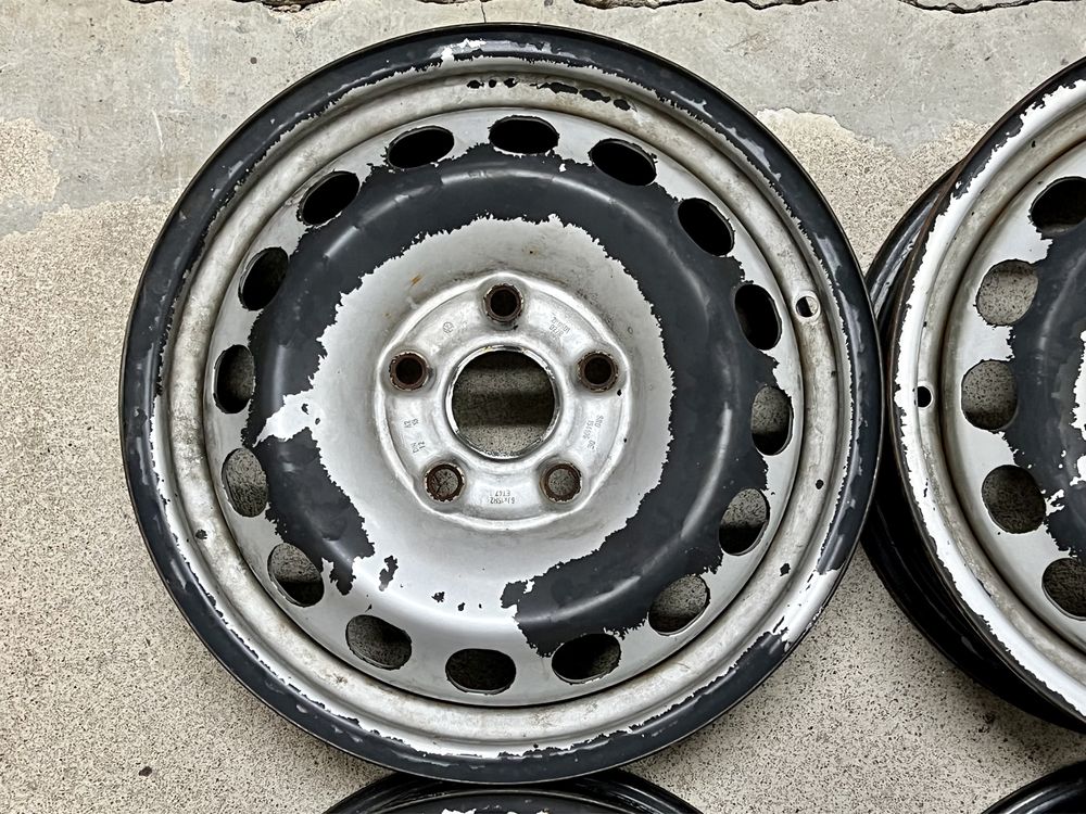 Felgi 15" cali Volkswagen Golf V VI Jetta V VI i FL Skoda Octavia II