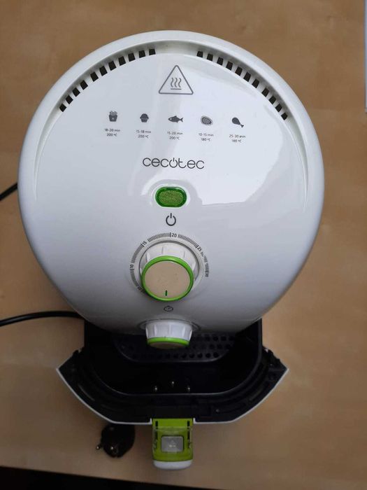 Vendo airfryer CECOTEC