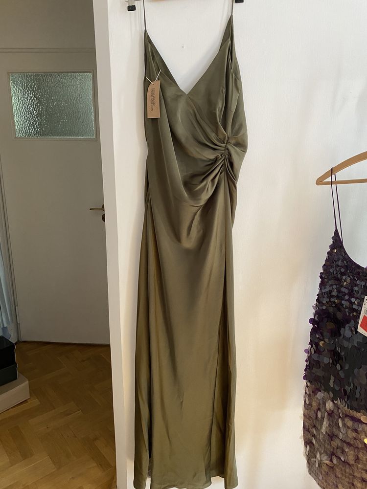 Nowa sukienka zielona oliwkowa satynowa na wesele L 40
