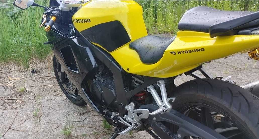 Hyosung Gt125r 2016