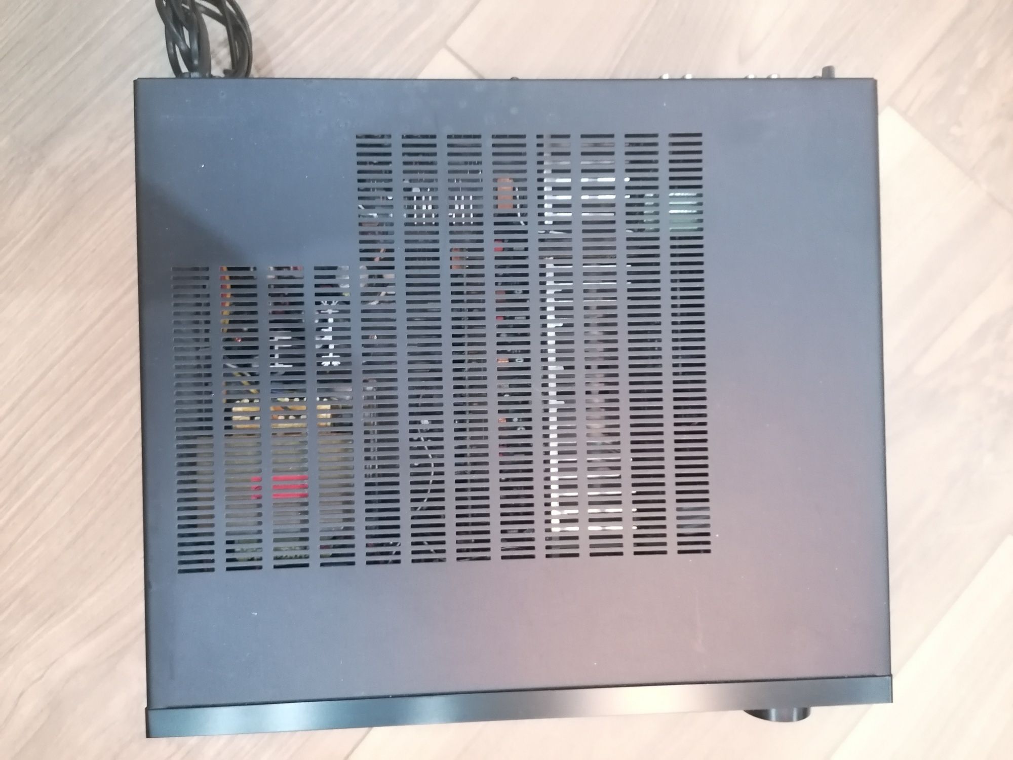 Amplituner Denon AVR-1802 5.1 Czarny 400Watt 7 kanałów