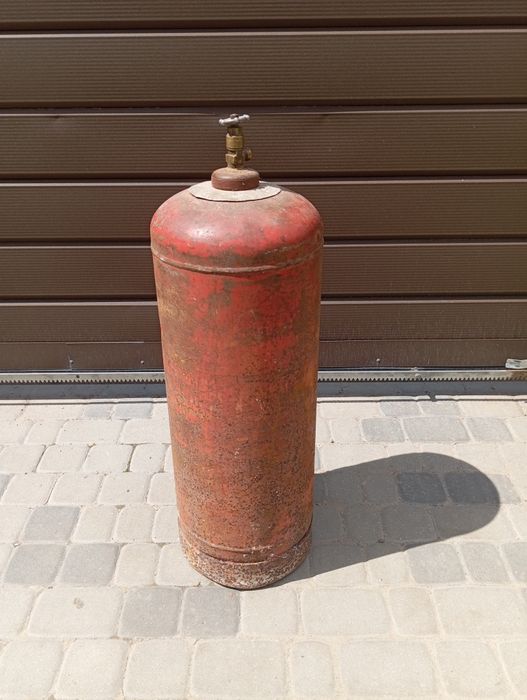 Газовий балон б/в