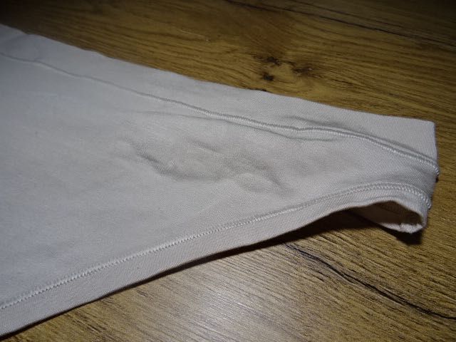Marks & Spencer bezowe stringi nowe 44