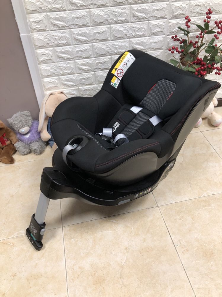 Автокрісло Britax Römer DUALFIX M i-SIZE Група 0+/1 (0-18 кг)