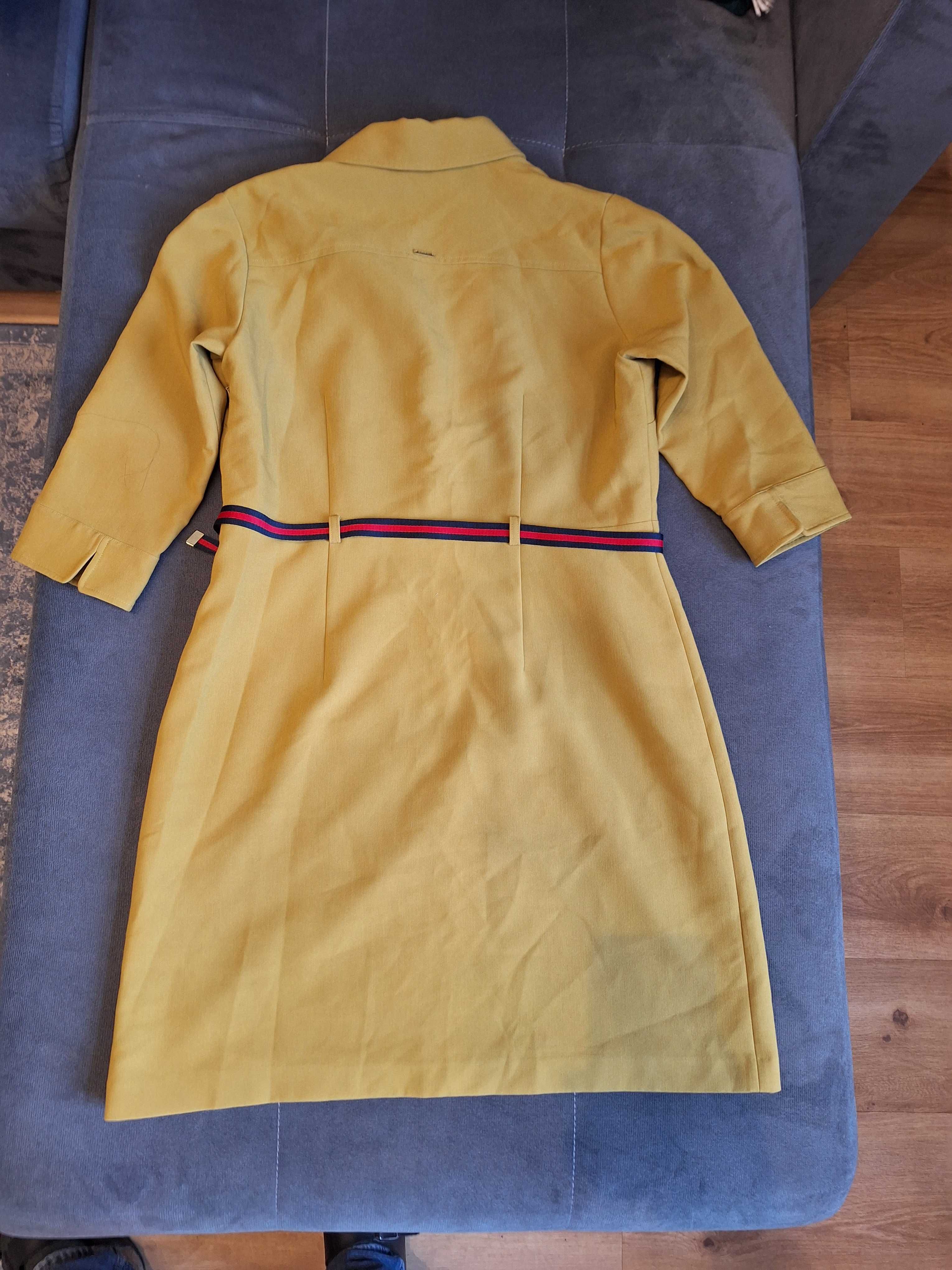 Sukienka Monnari rozmiar 44 kolor musztardowo żółty